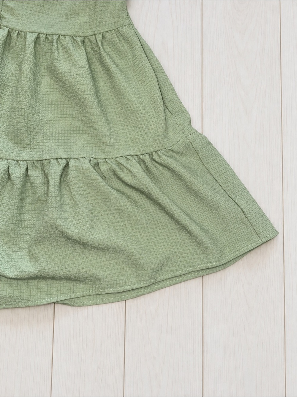 Green Ruffle Sleeve One-Piece Romper - Picture 3 of 5